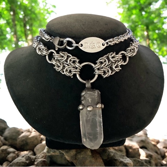 Handmade maille gemstone crystal quartz charm boho silver goth necklace - Picture 2 of 11